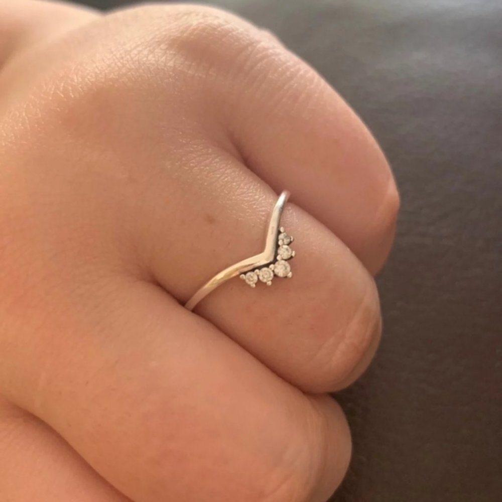 🍒 Sterling Silver 925 Royalty Chevron Ring - Picture 2 of 8